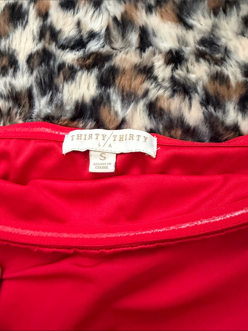 Red Strapless Ruffle Tube Top - Picture 2 of 2